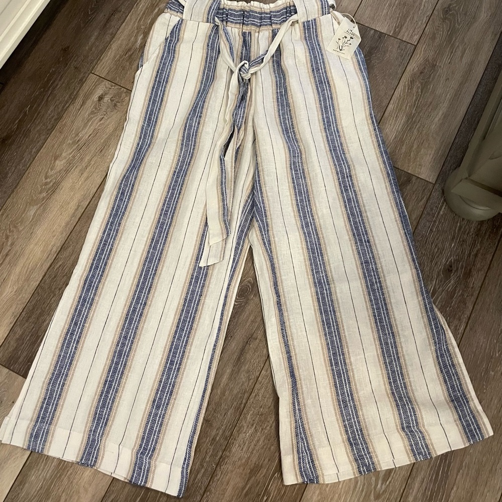 Women’s full linen belted pants